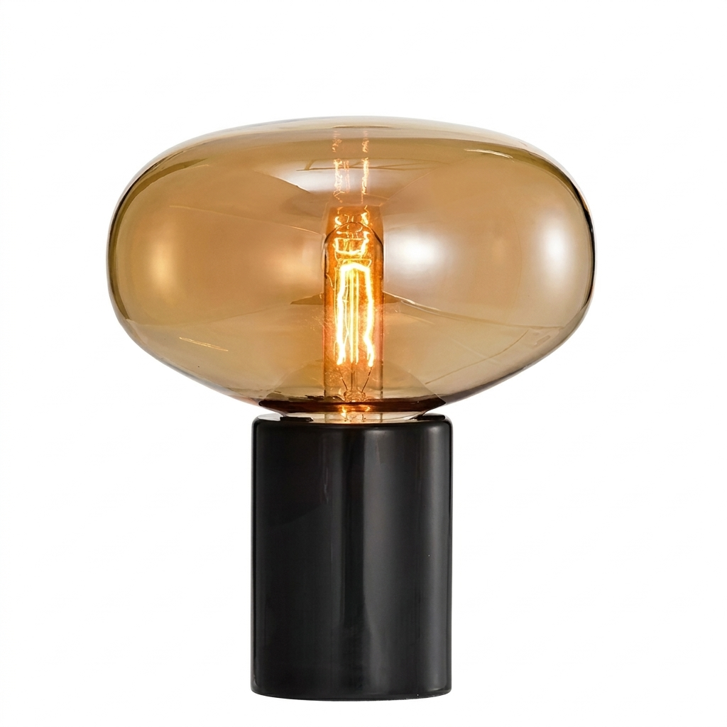 Lampe de table en marbre noir avec grand globe en verre cognac, sur fond blanc